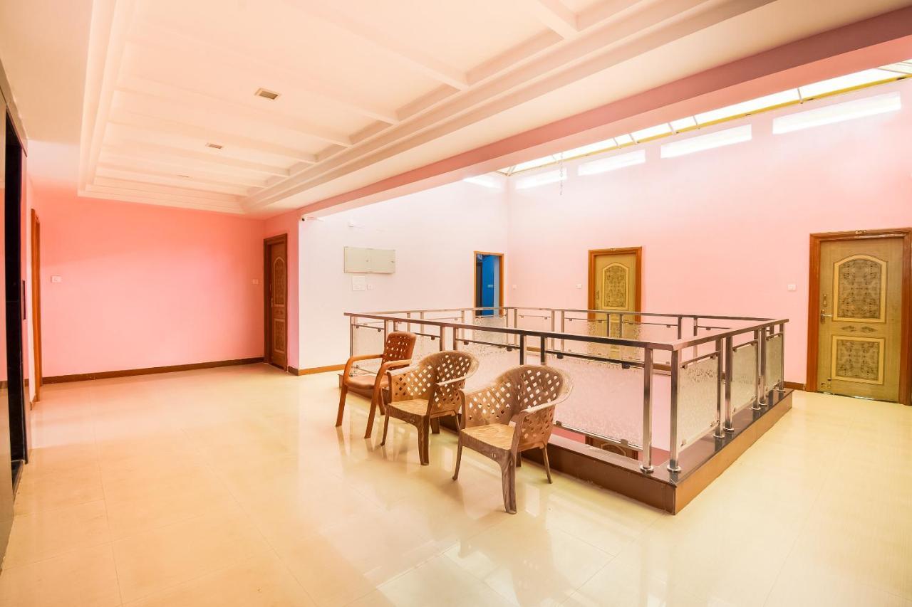 نيلور Oyo 62964 Hotel Vandana Grand المظهر الخارجي الصورة